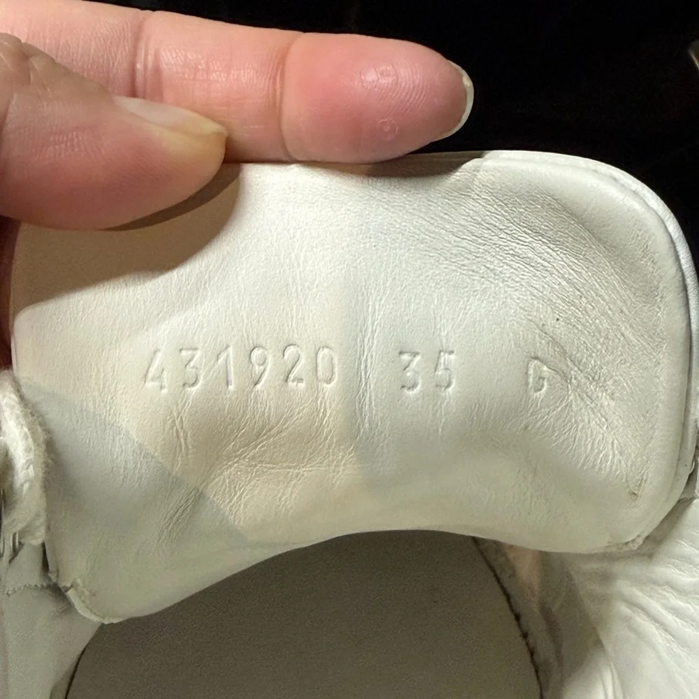 Gucci White Leather Interior - Picture 3 of 6